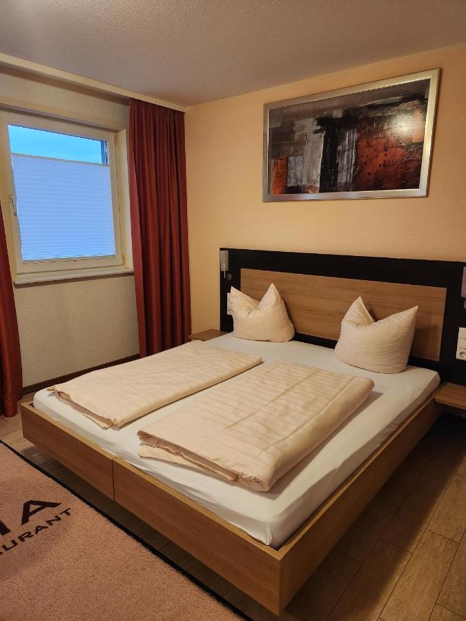 Hotel La Baia Cochem Szoba fotó